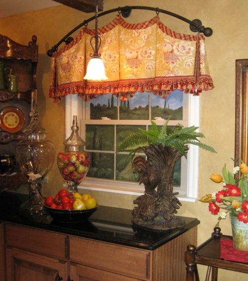 window valance with arched curtain rod